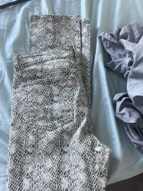 AG Women’s Snake Print Jeans - White/Gray